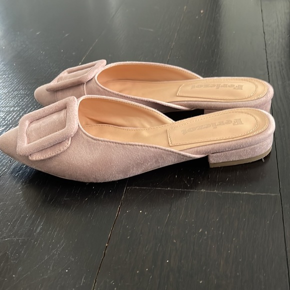 Flats - Picture 2 of 3